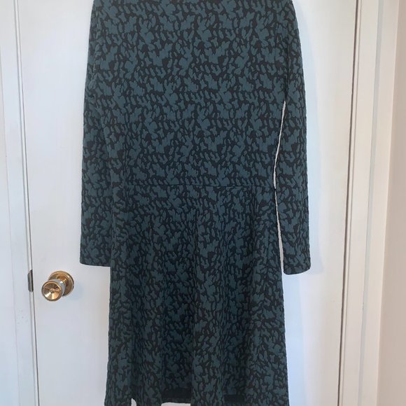 Formal dress from H&M! - Picture 3 of 3